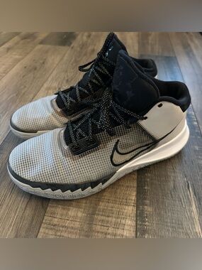 Nike Kyrie Flytrap v Men's Basketball Shoes Black/Cool Grey Size 11